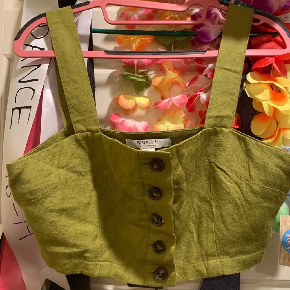 Forever 21 Linen Crop Top (Avocado)